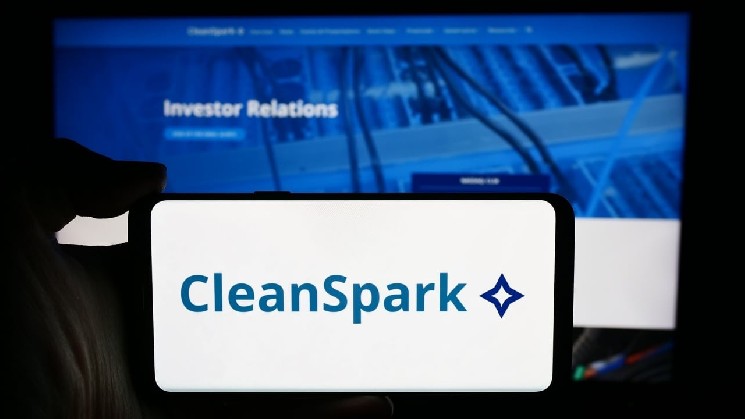 Биткойн-майнер Cleanspark прибавил 454 BTC по цене 64 тыс. долларов, в то время как другие продавцы реализовывали активы на медвежьем рынке